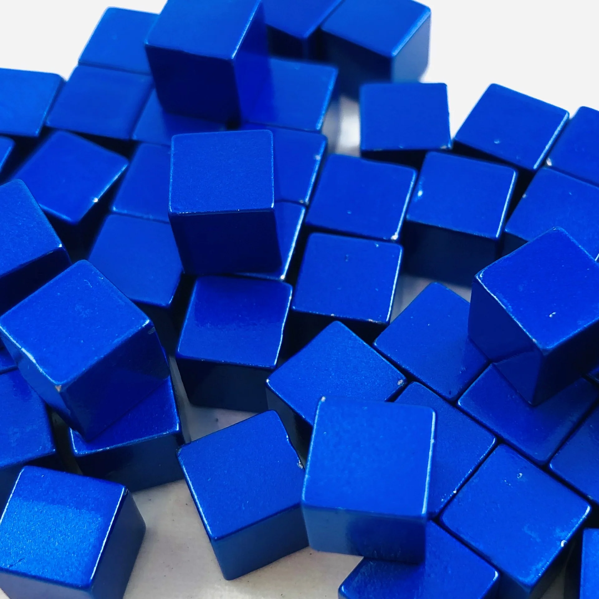Metal Cubes - 8 mm - Bag of 30 - Image 12